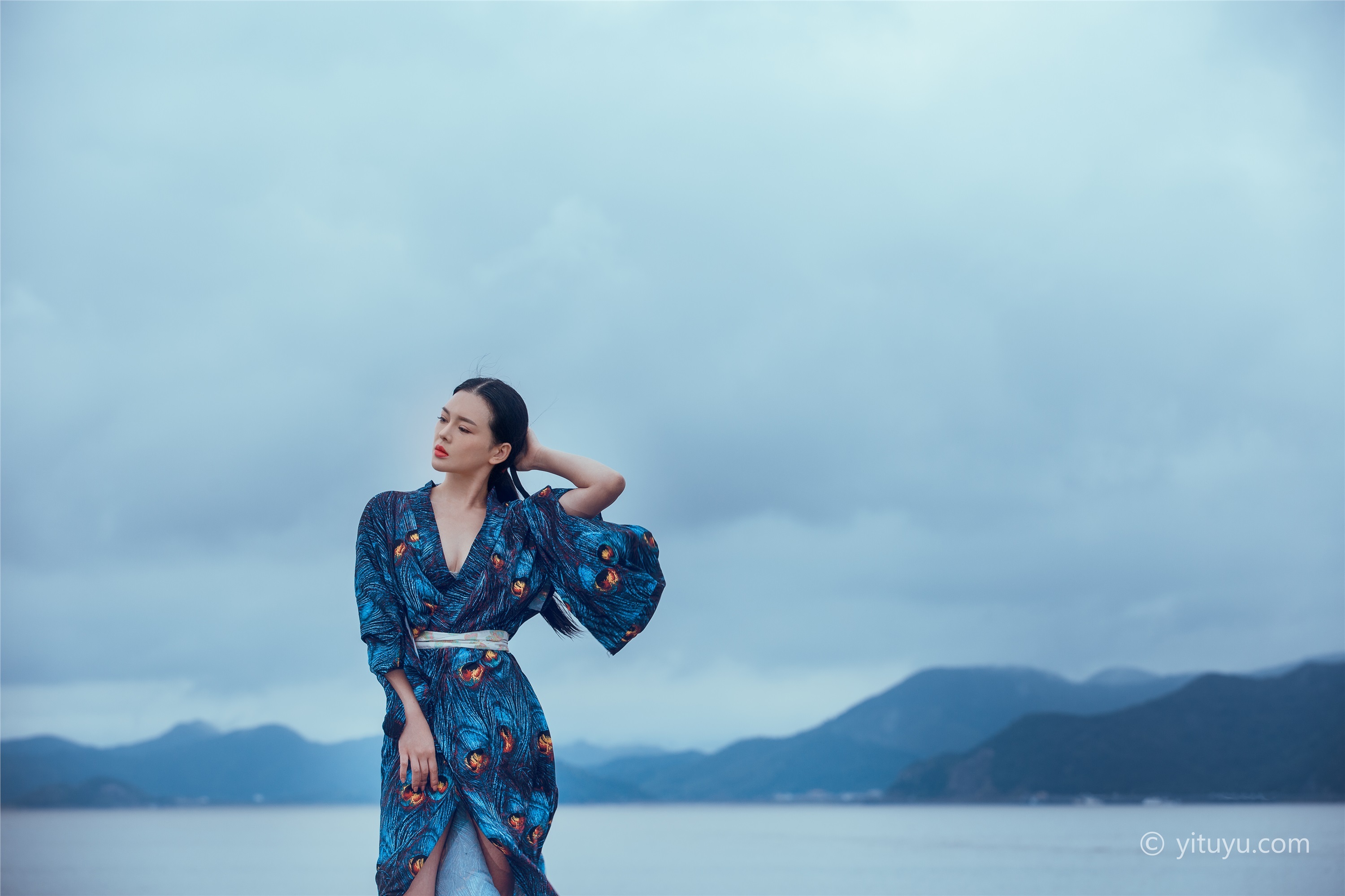 YITUYU艺图语  2021.06.25 一念成思 陽兒